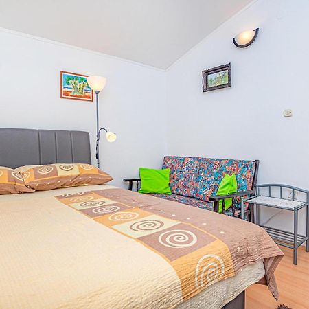 Nice Home In Zatoglav With House Sea View Podglavica Dış mekan fotoğraf