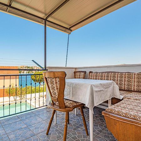 Nice Home In Zatoglav With House Sea View Podglavica Dış mekan fotoğraf
