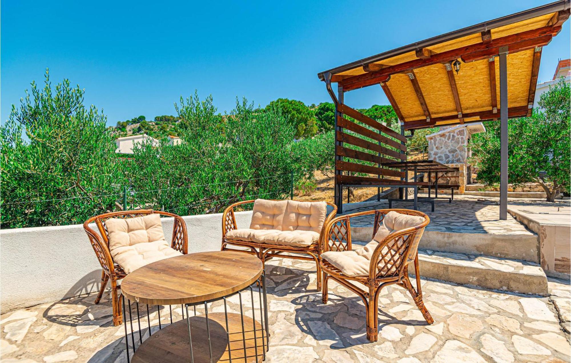 Nice Home In Zatoglav With House Sea View Podglavica Dış mekan fotoğraf